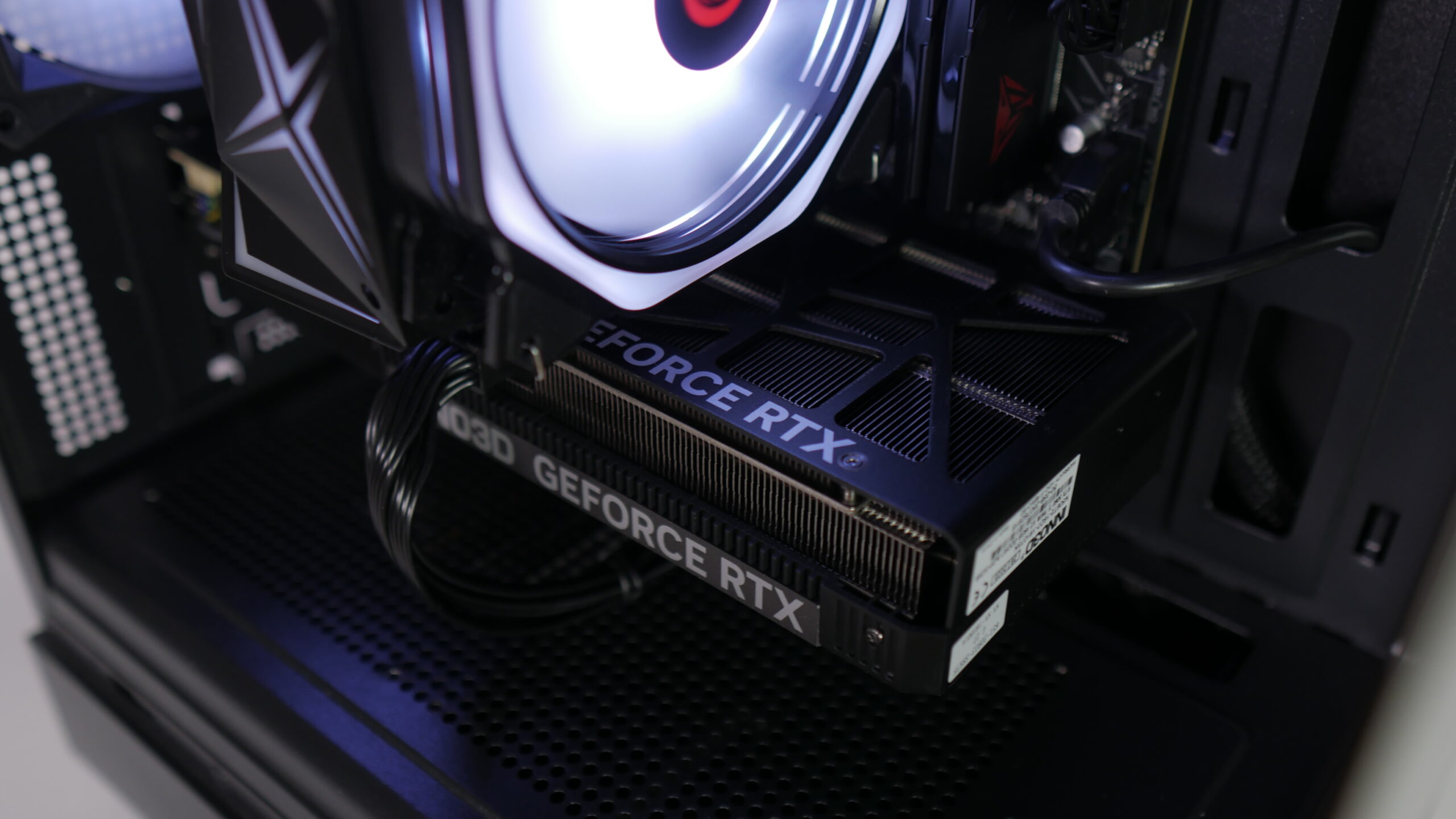 komputer gamingowy ryzen 5 7500f / 32gb ddr5 / 1tb / rtx5060ti 16gb komputer gamingowy ryzen 5 7500f / 32gb ddr5 / 1tb / rtx5060ti 16gb