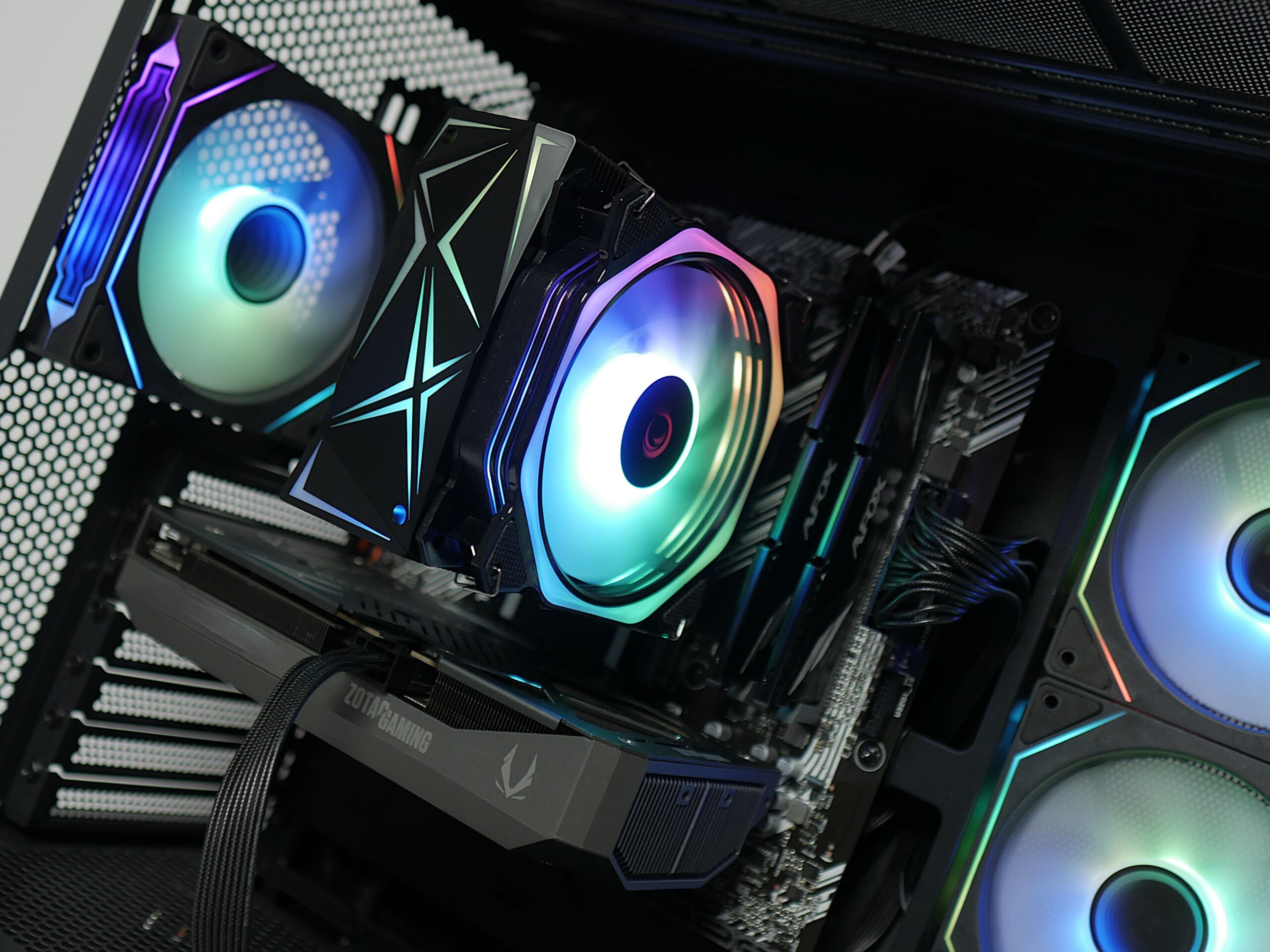komputer pyxis ryzen 5 5500 / 32/1tb / rx7600 komputer pyxis ryzen 5 5500 / 32/1tb / rx7600